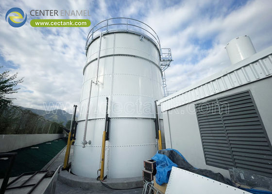 Tanques de água industriais com tecto de piso de liga de alumínio para armazenamento de águas residuais químicas: uma solução robusta para aplicações exigentes