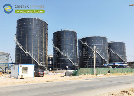 Tanque de aço com parafusos como reator EGSB para projeto de produção de biogás