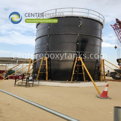 Tanques de petróleo bruto revestidos com epoxi: Estes tanques oferecem armazenamento em grande escala para o petróleo bruto