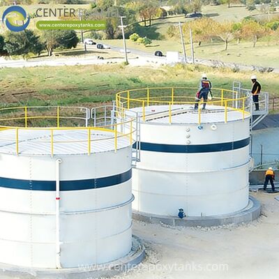 Telhado flutuante externo para tanque de armazenamento de óleo vertical: projetado especificamente para se mover suavemente com o nível do líquido em estruturas verticais, minimizando a interface ar-líquido